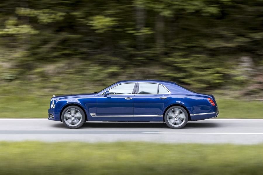  Bentley Mulsanne Speed 2016 года  (фото 17 из 31)